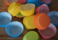 Jednorázové papírové košíčky na muffiny.